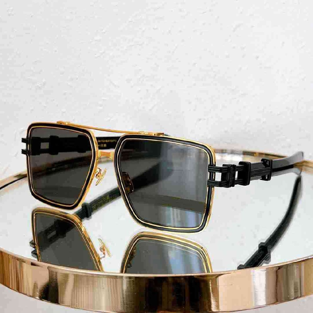 BALMAIN sunglasses