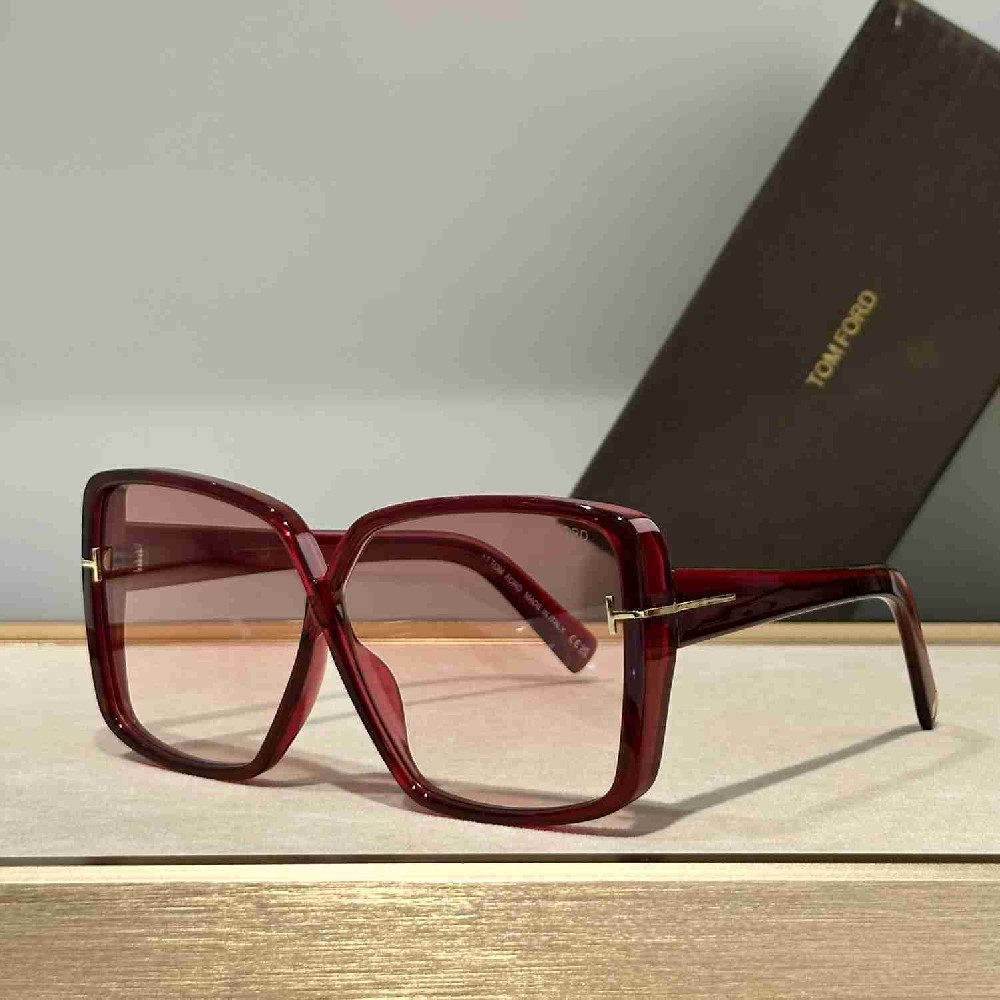 TOM  FORD sunglasses