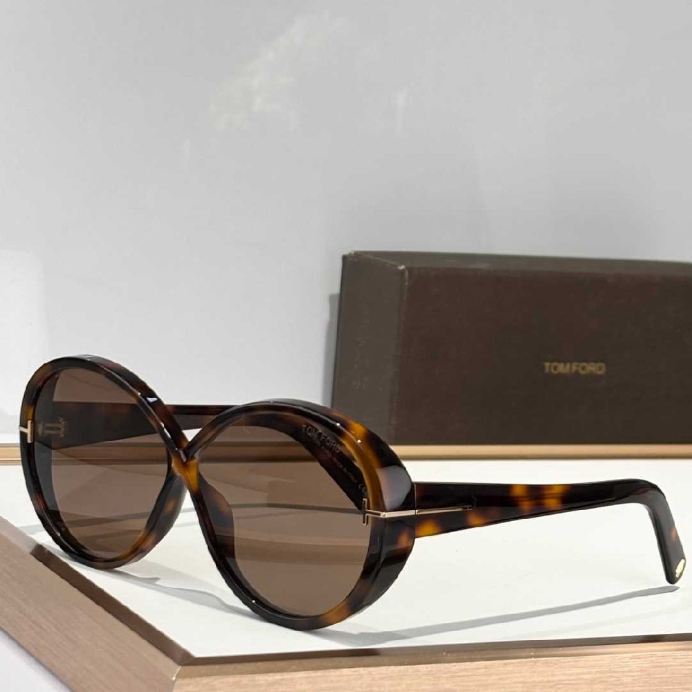 TOM  FORD sunglasses