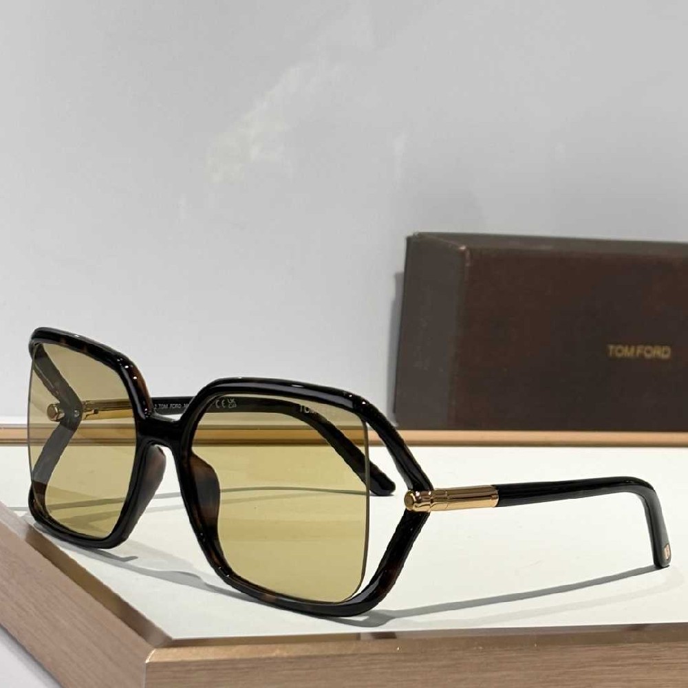 TOM  FORD sunglasses