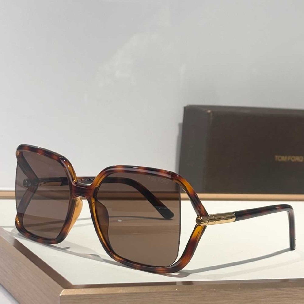 TOM  FORD sunglasses