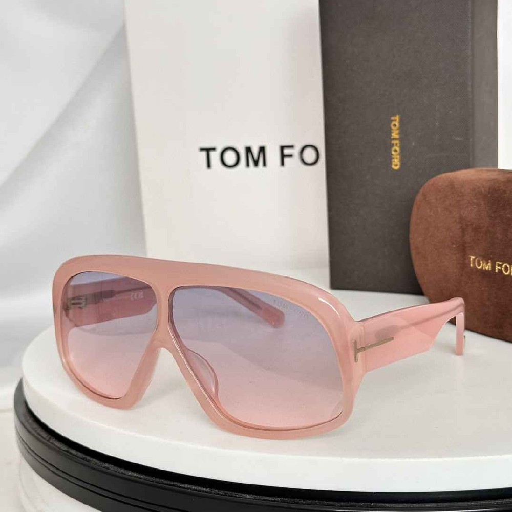 TOM  FORD sunglasses