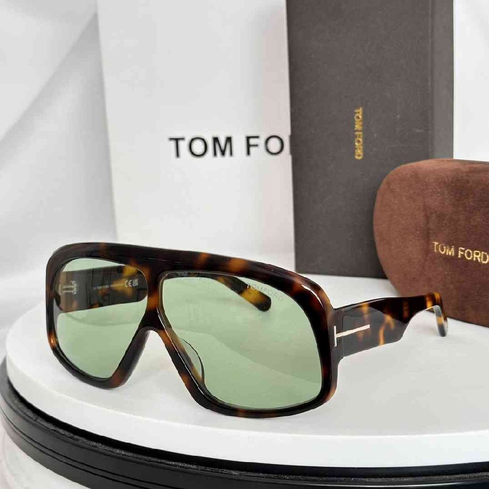 TOM  FORD sunglasses