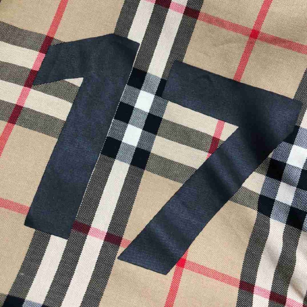 Burberry Tops BUY0023