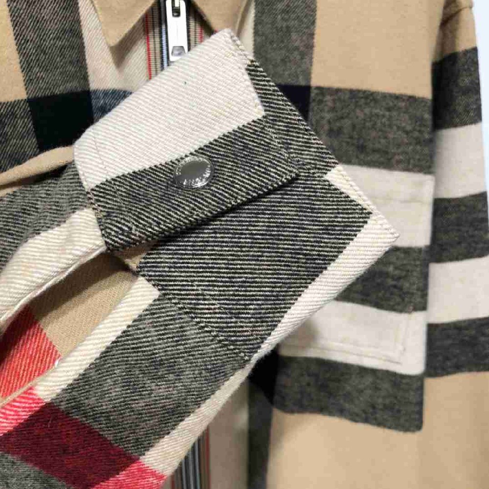 Burberry Tops BUY0028