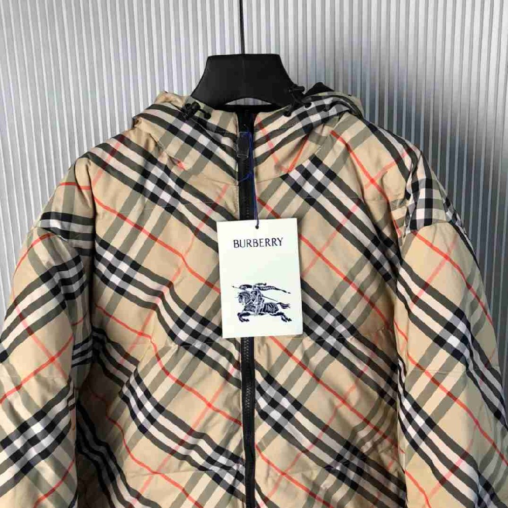 Burberry Tops BUY0232