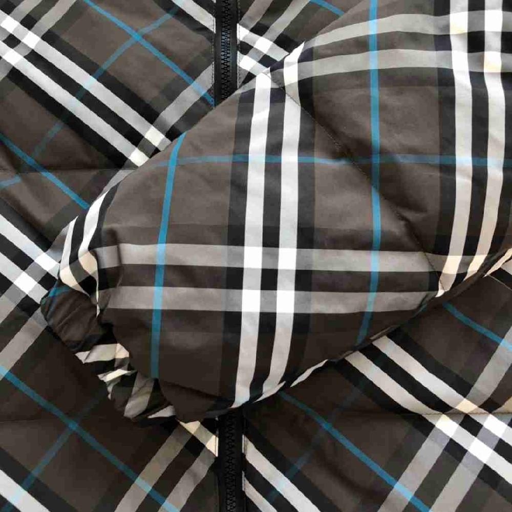 Burberry   Tops BUY0233