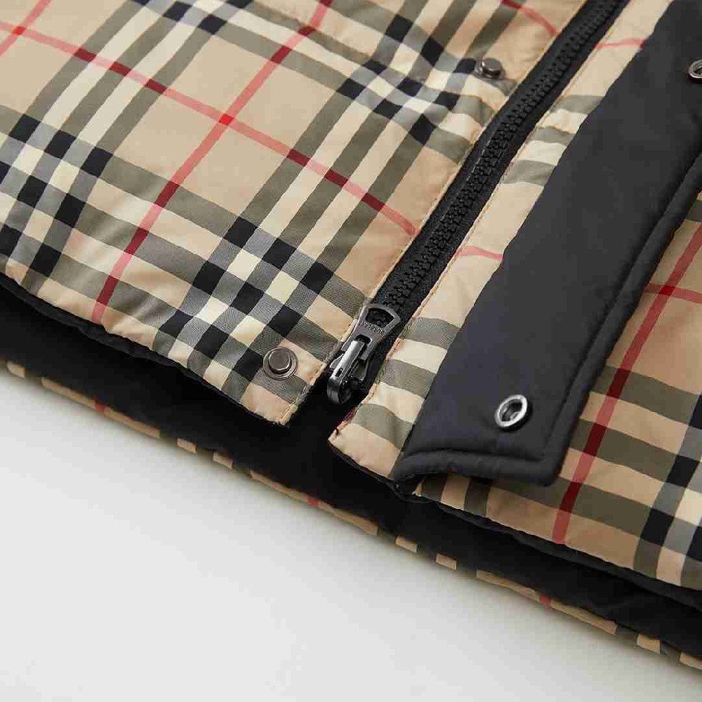 Burberry Tops BUY0239