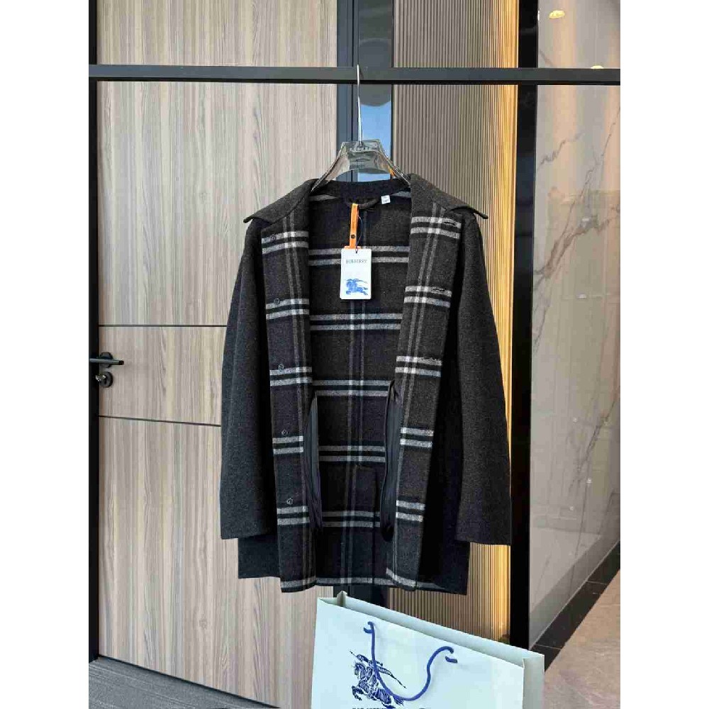 Burberry Tops BUY0266