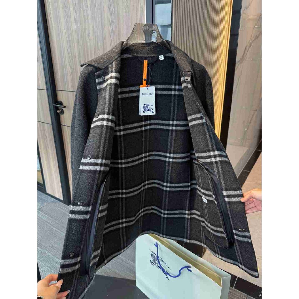 Burberry Tops BUY0266