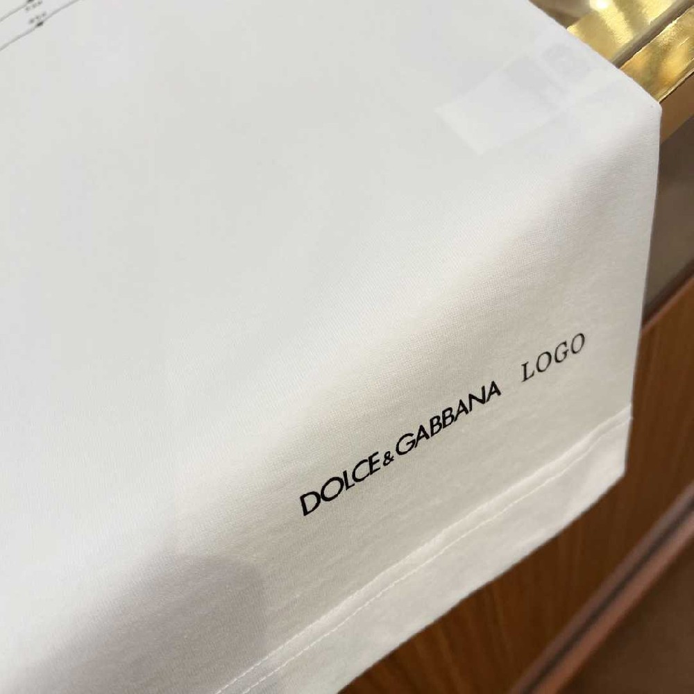 DOLOE & GABBANA T Shirt DGY0026