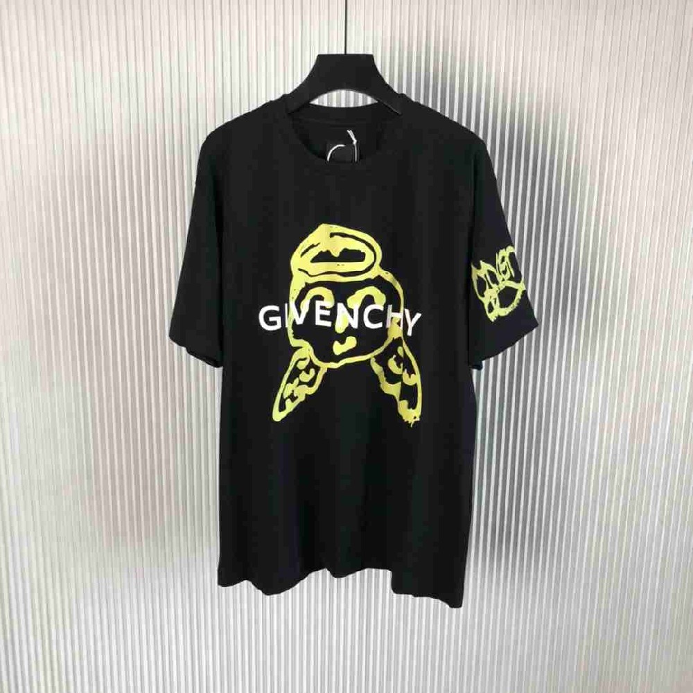 Givenchy T-shirt GVY0051