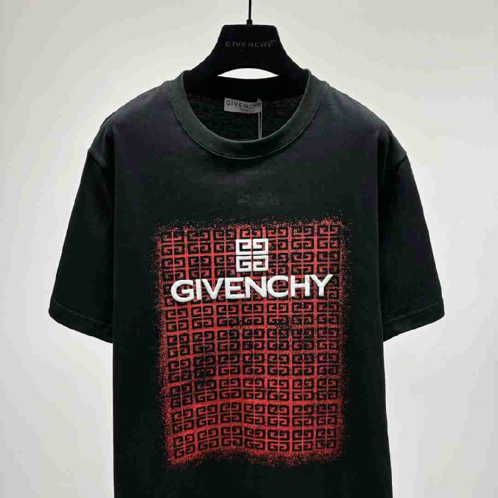 Givenchy T-shirt GVY0061