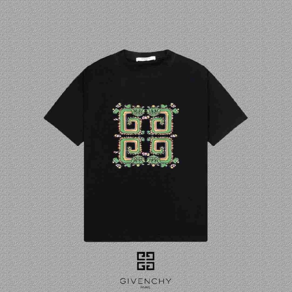 Givenchy  T-shirt GVY0076 (sale)