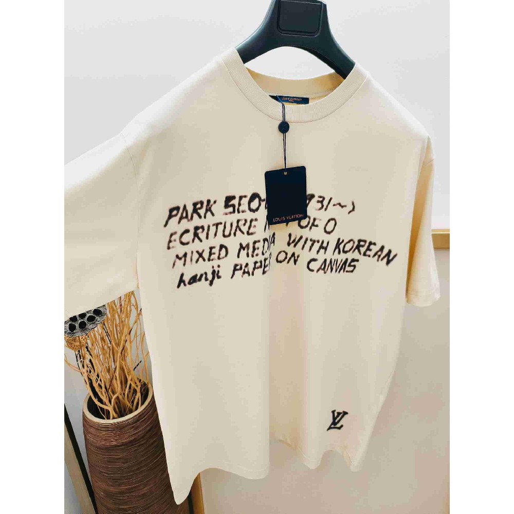 Louis Vuitton T Shirt LVY0445