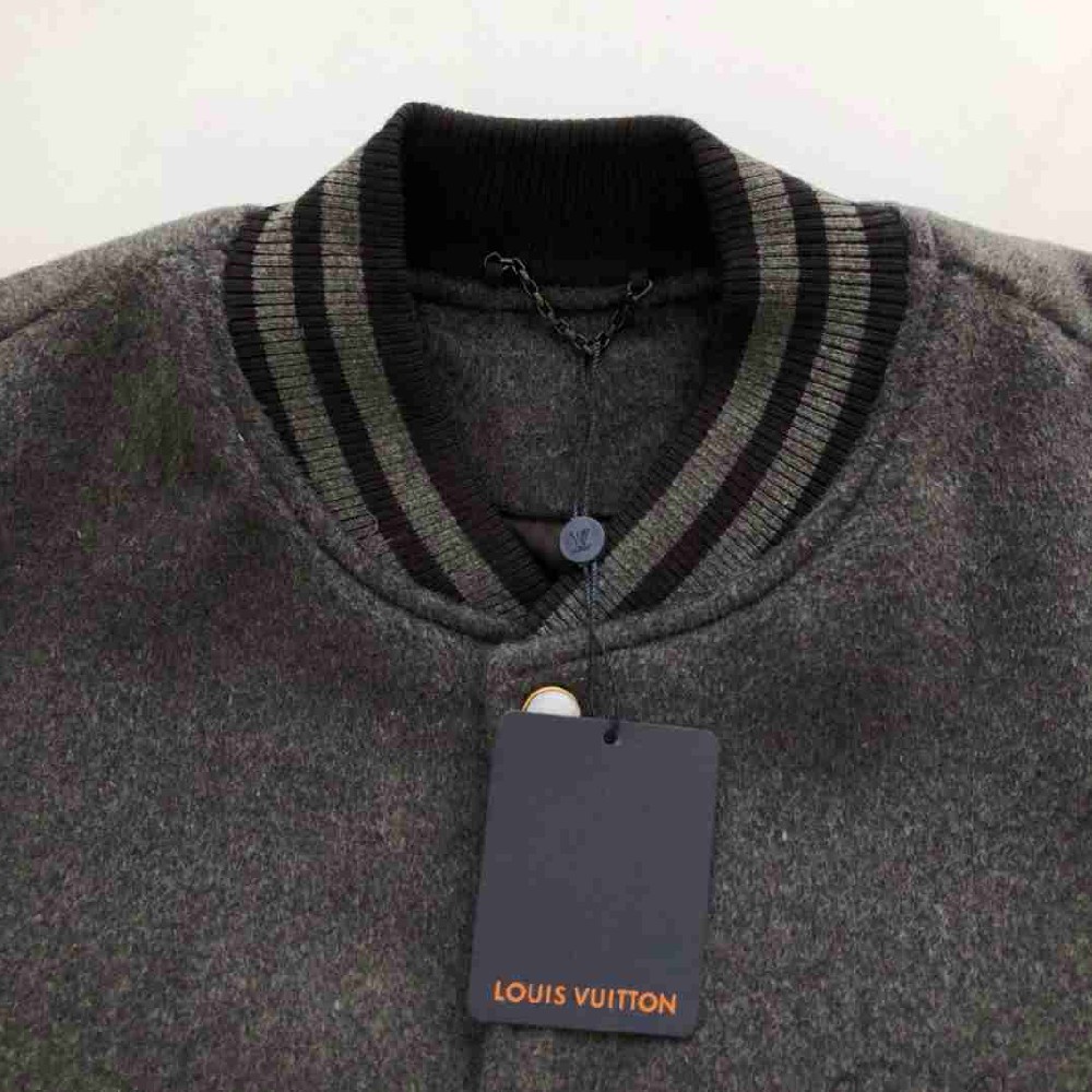 Louis Vuitton Tops LVY0477