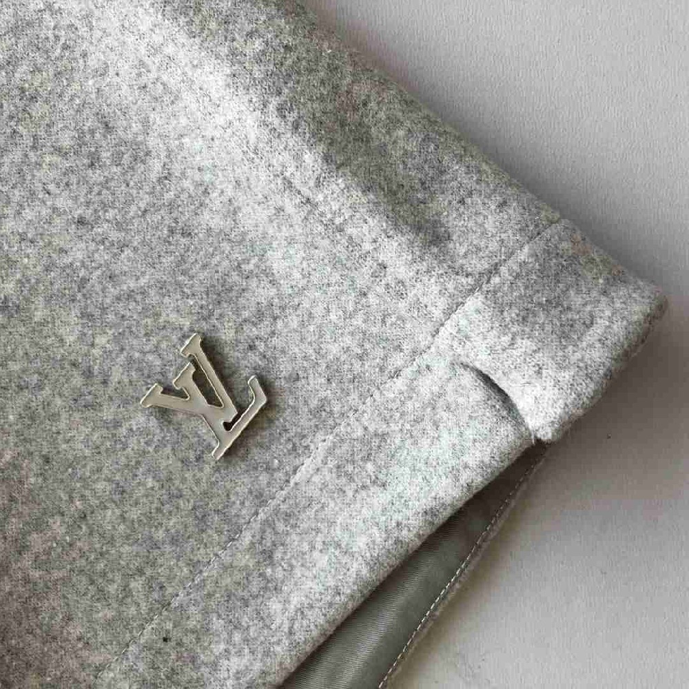 Louis Vuitton Tops LVY0506