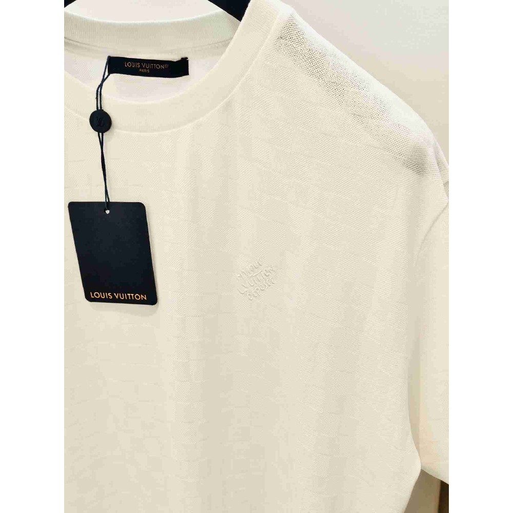 Louis Vuitton T shirt LVY0563