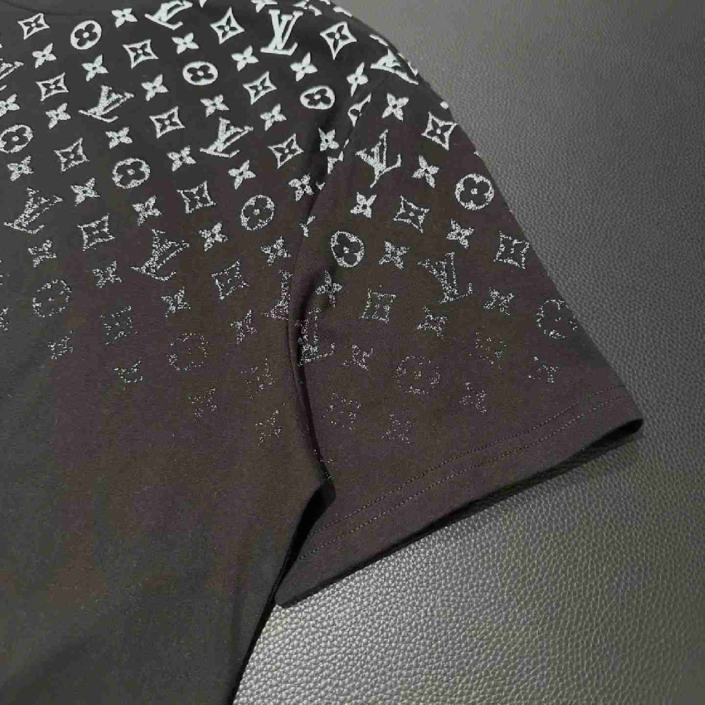 Louis  Vuitton T Shirt LVY0589