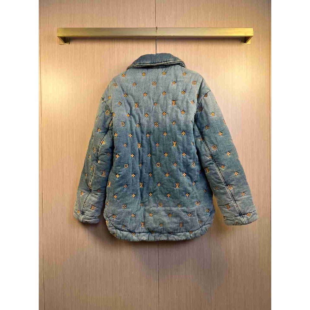 Louis Vuitton Tops LVY0624