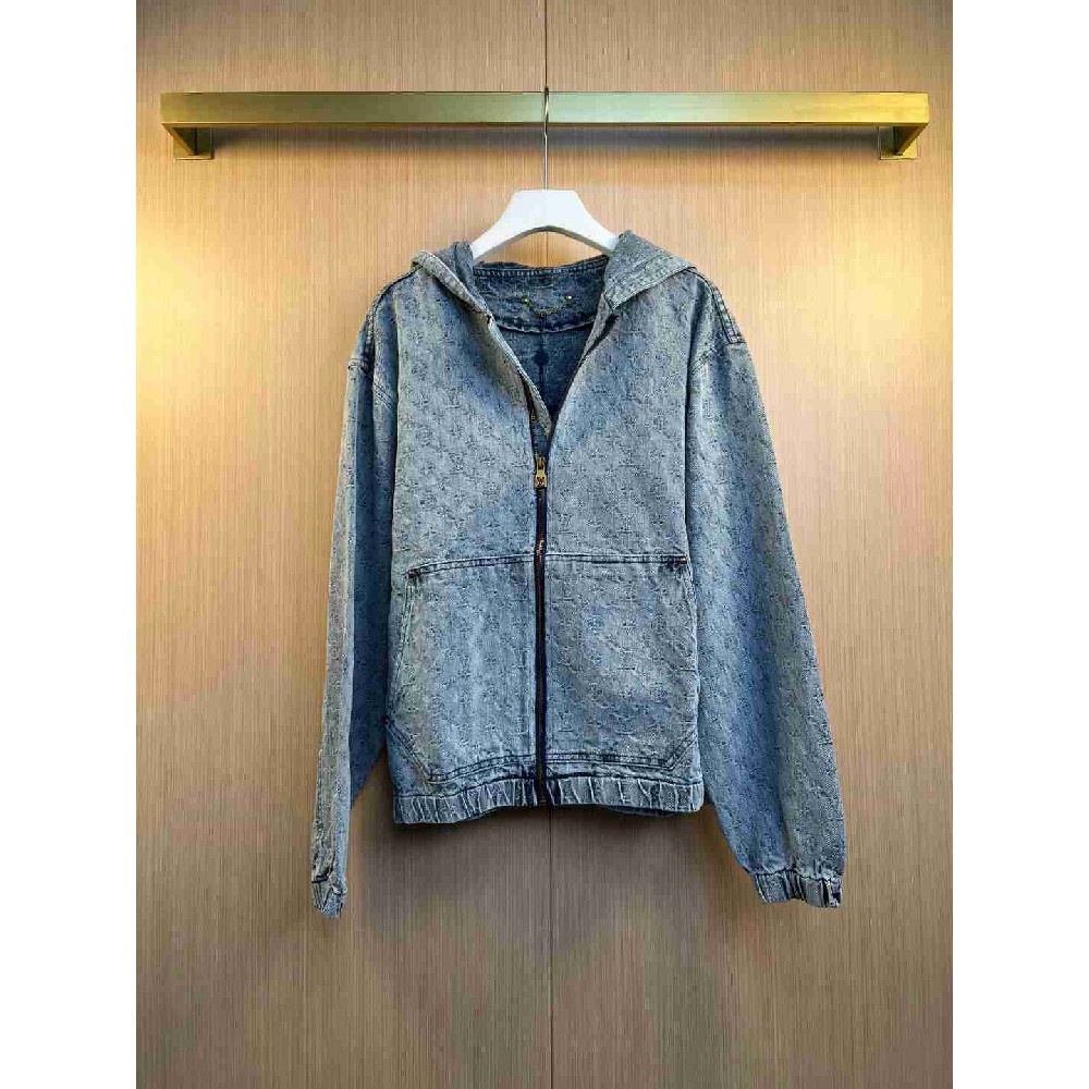 Louis Vuitton Tops LVY0626