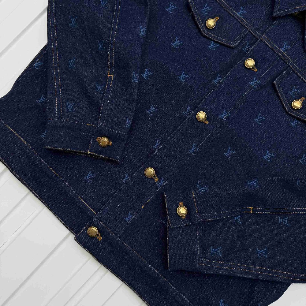 Louis Vuitton Tops LVY0630