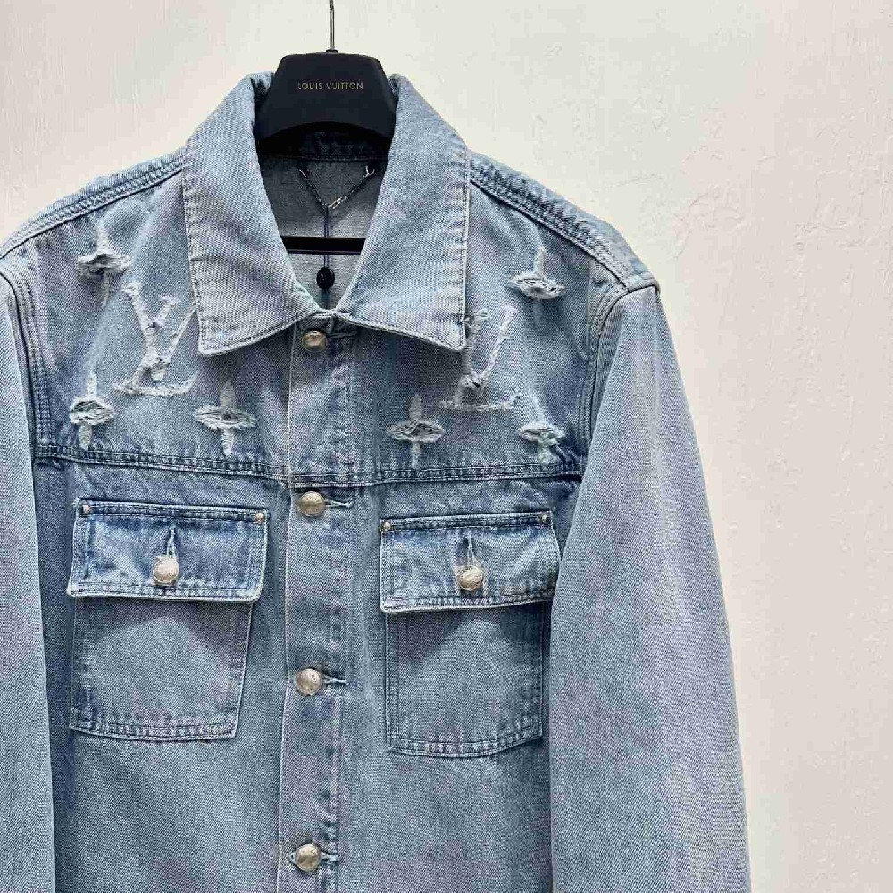 Louis Vuitton Tops LVY0631