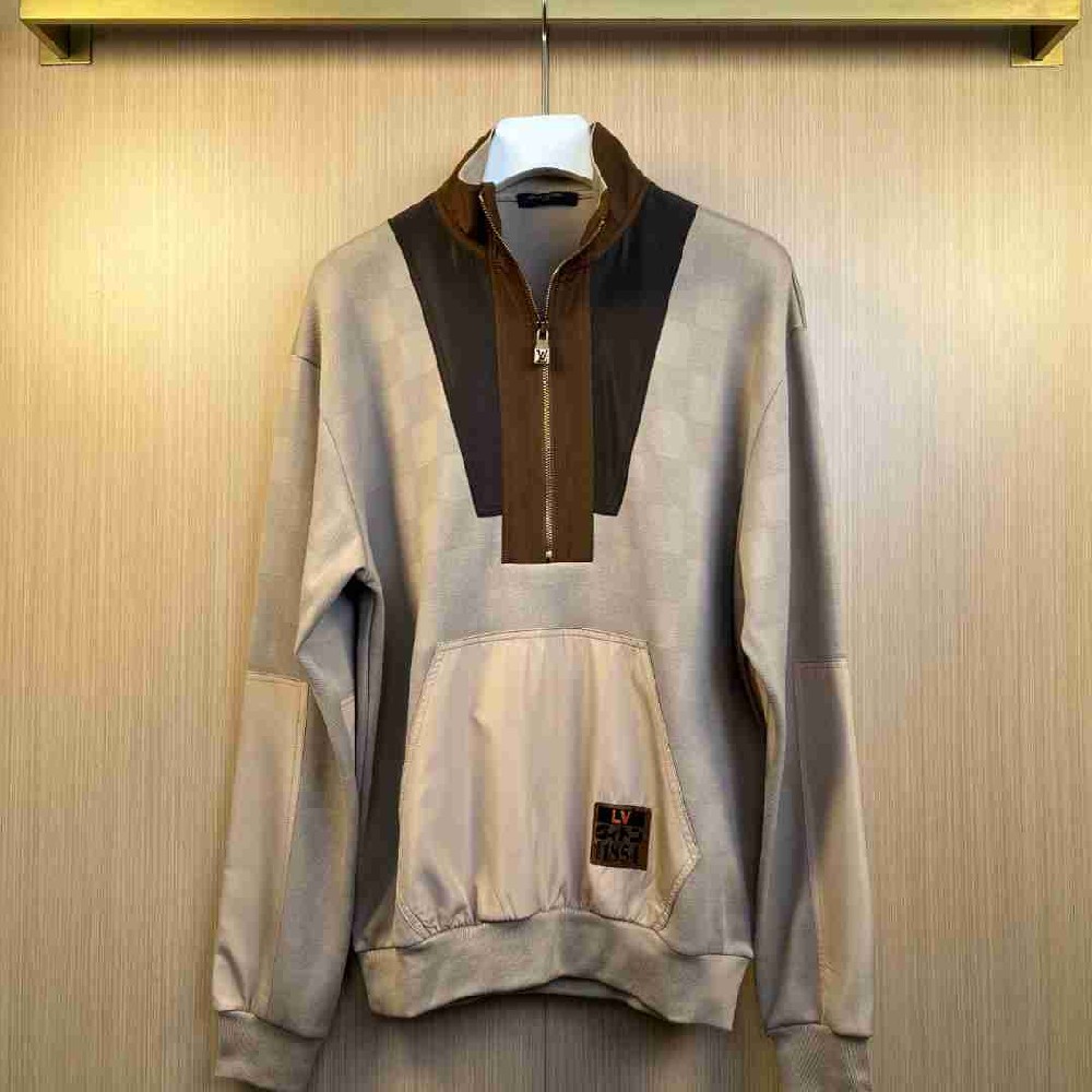 Louis Vuitton Tops LVY0643