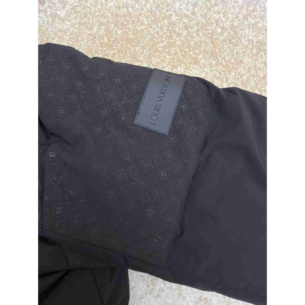 Louis  Vuitton Tops LVY0670