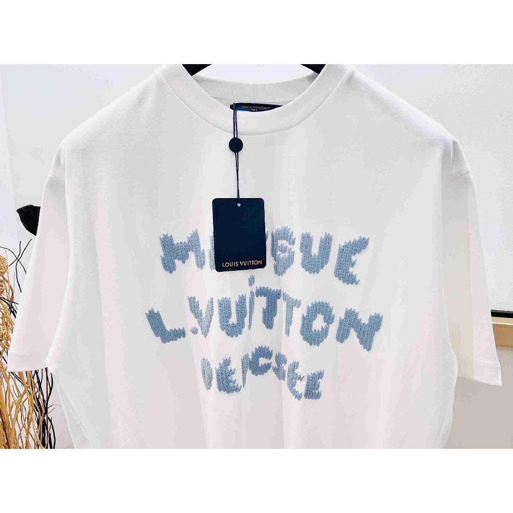 Louis   Vuitton T-shirt LVY0694