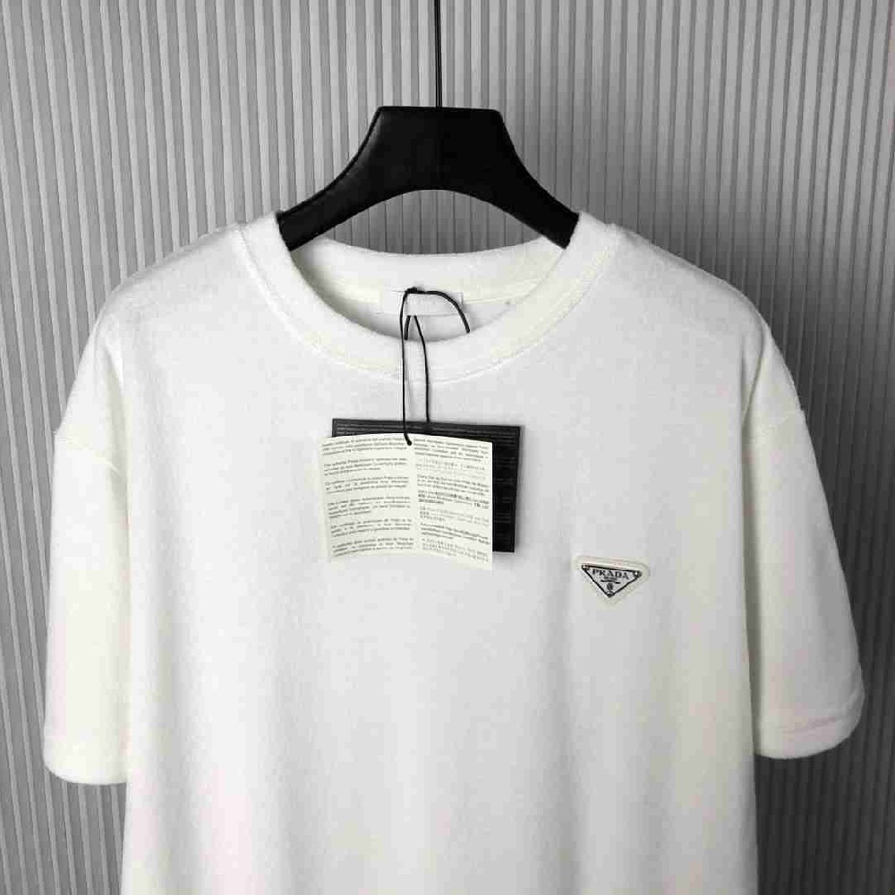 Prada  T Shirt PAY0236