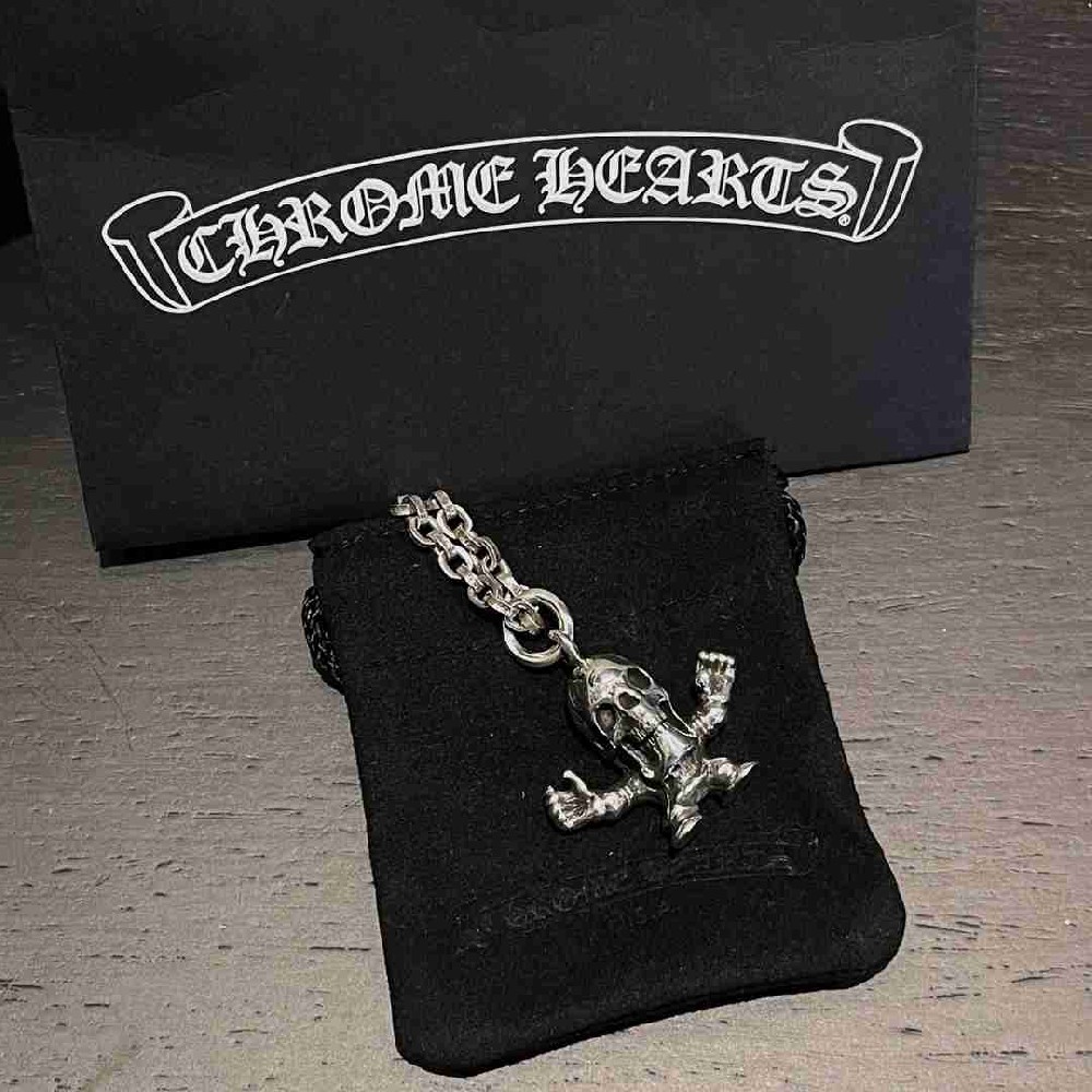 Ch*0me He**ts necklace (silver s925)