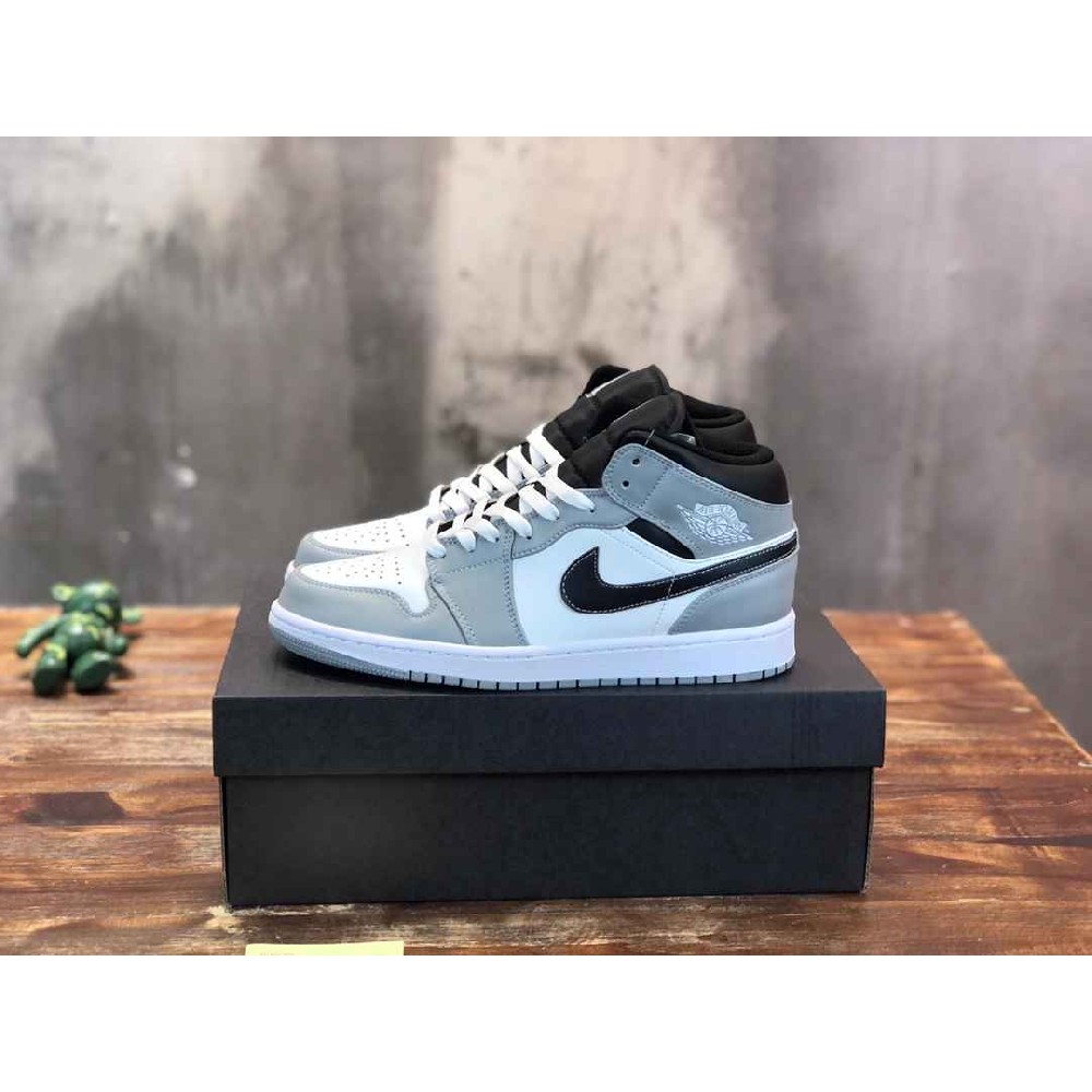 ‌Air Jordan AJ0143