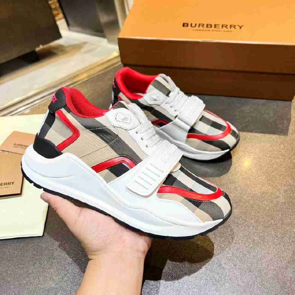 BURBERRY BU0039