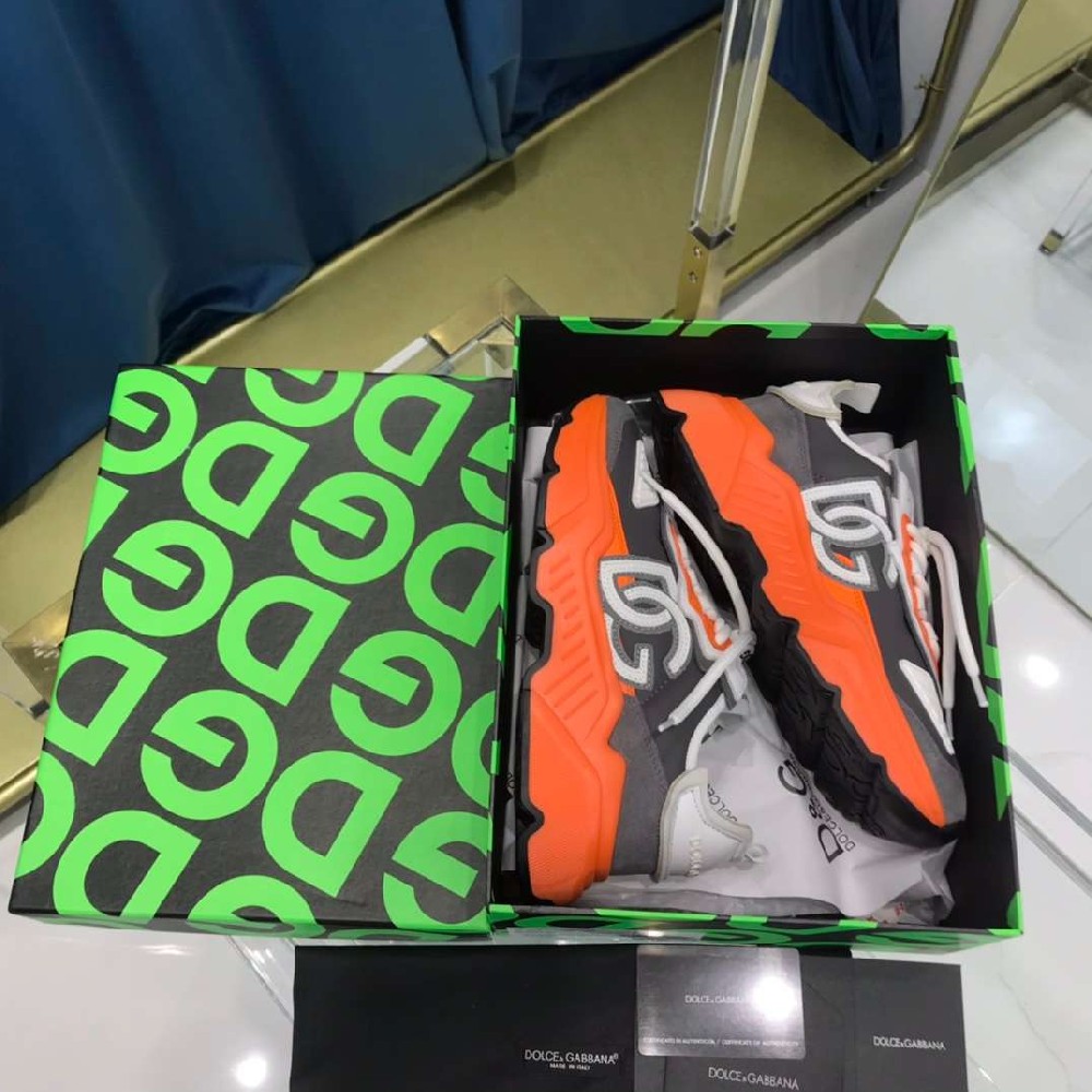 DOLOE&GABBANA DG0044