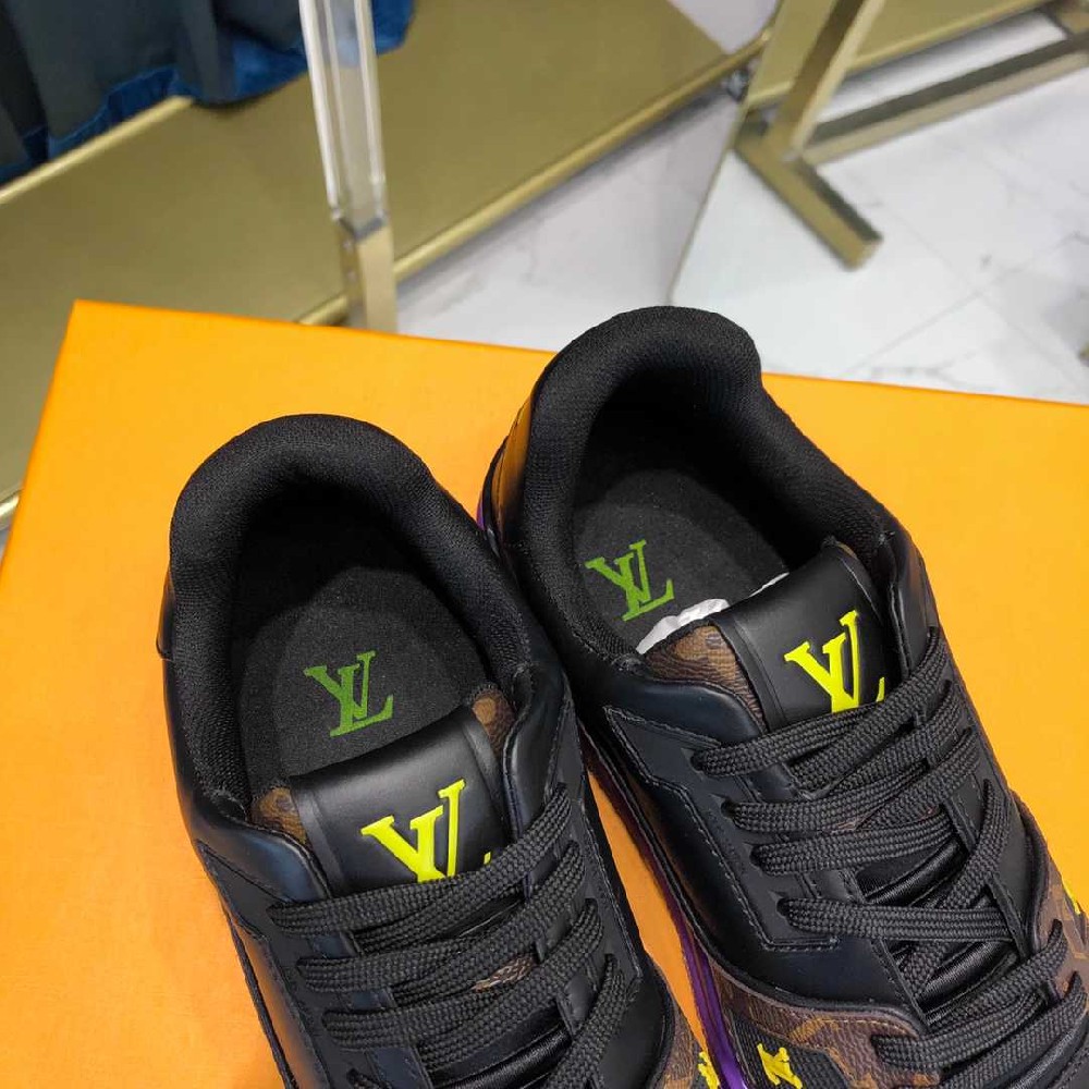 LV sneakers LU0184