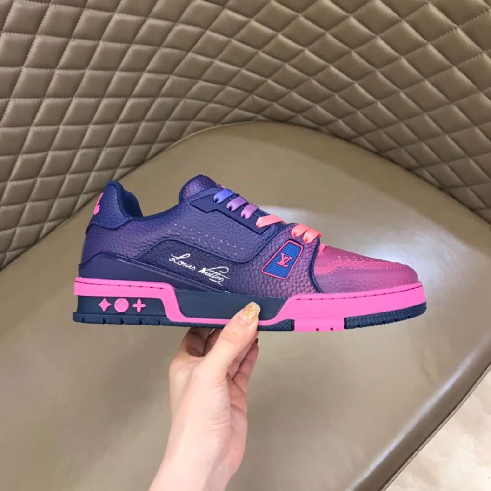 LV sneakers LU0201