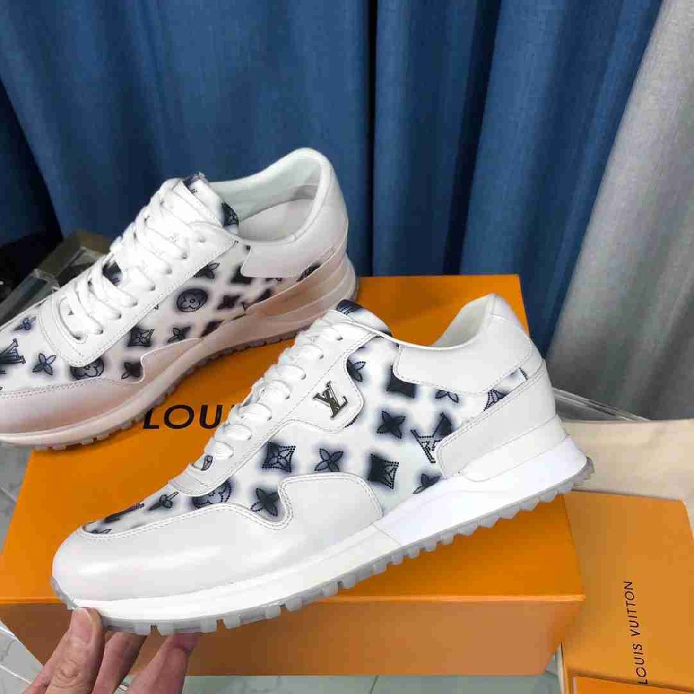 LV sneakers LU0210