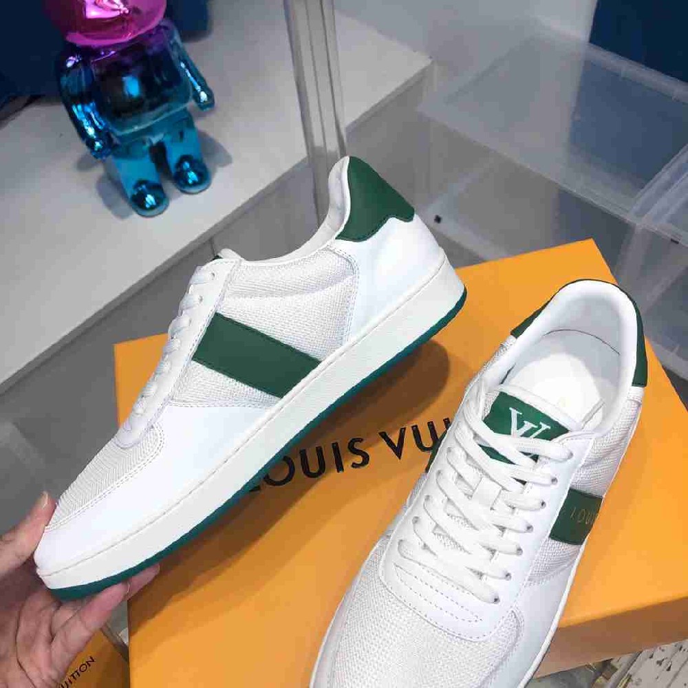 LV  sneakers LU0231