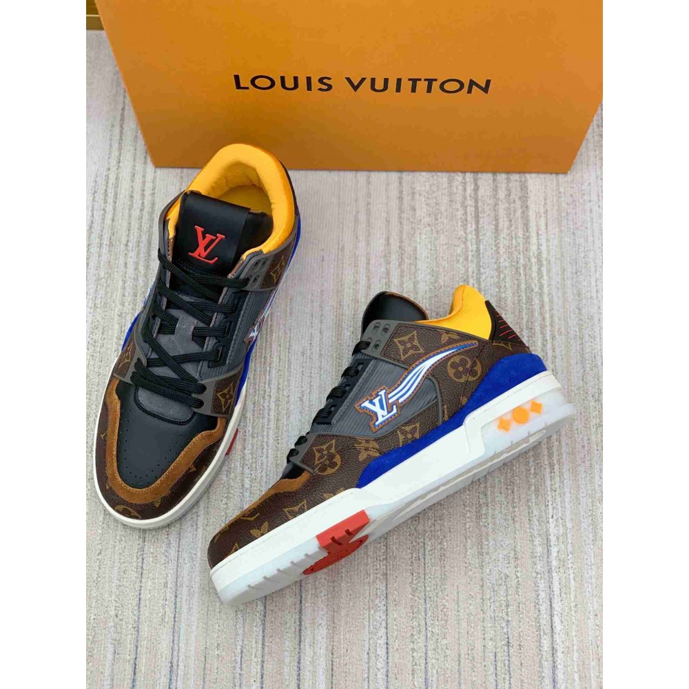 LV sneakers LU0255