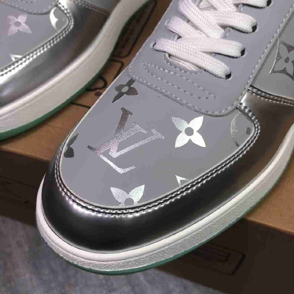 LV   sneakers LU0263