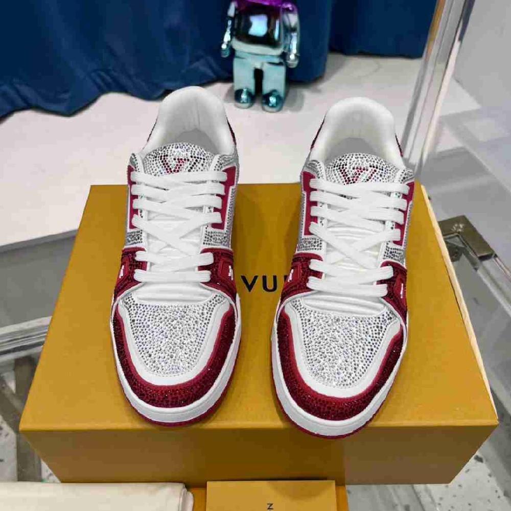 LV   sneakers LU0319