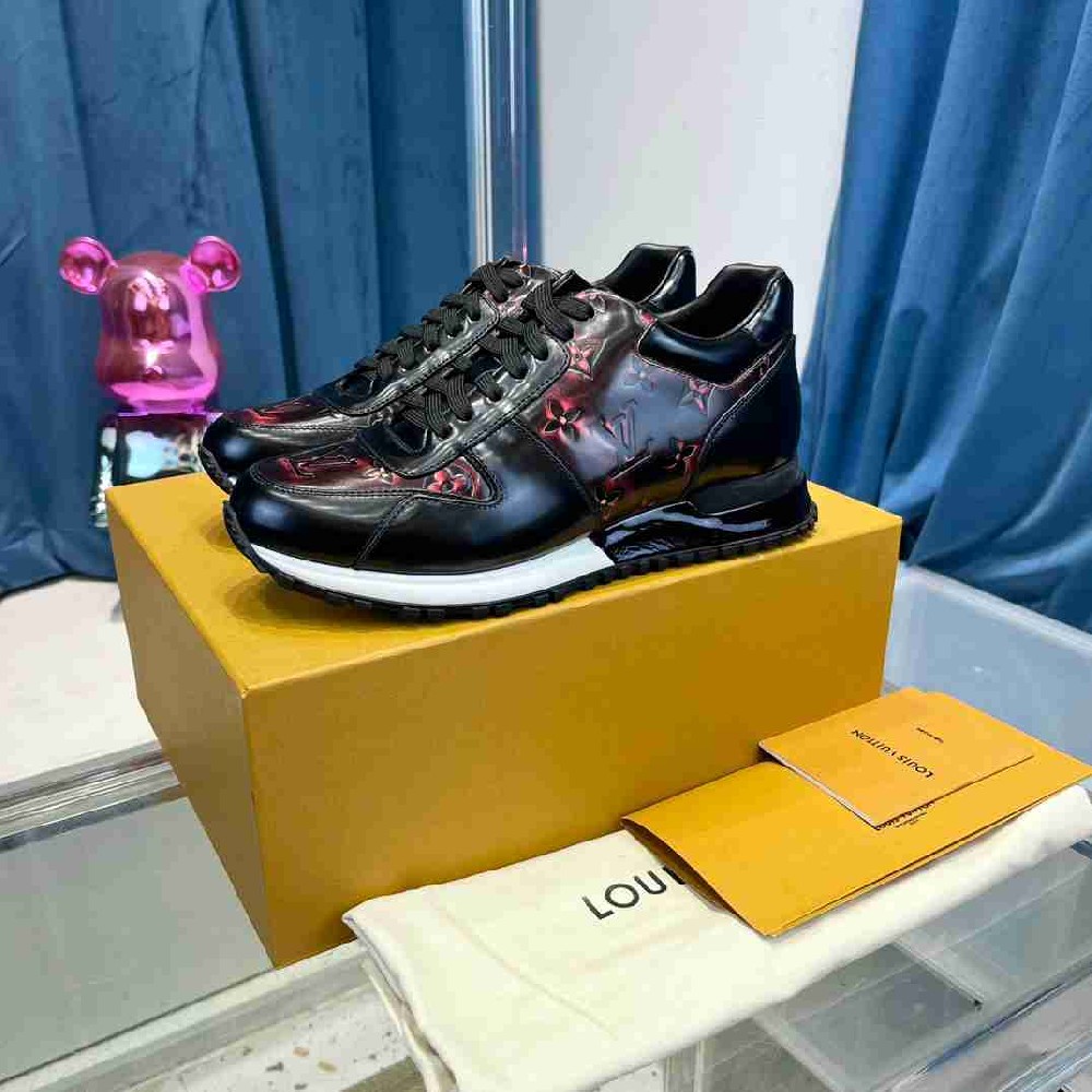 LV sneakers LU0373