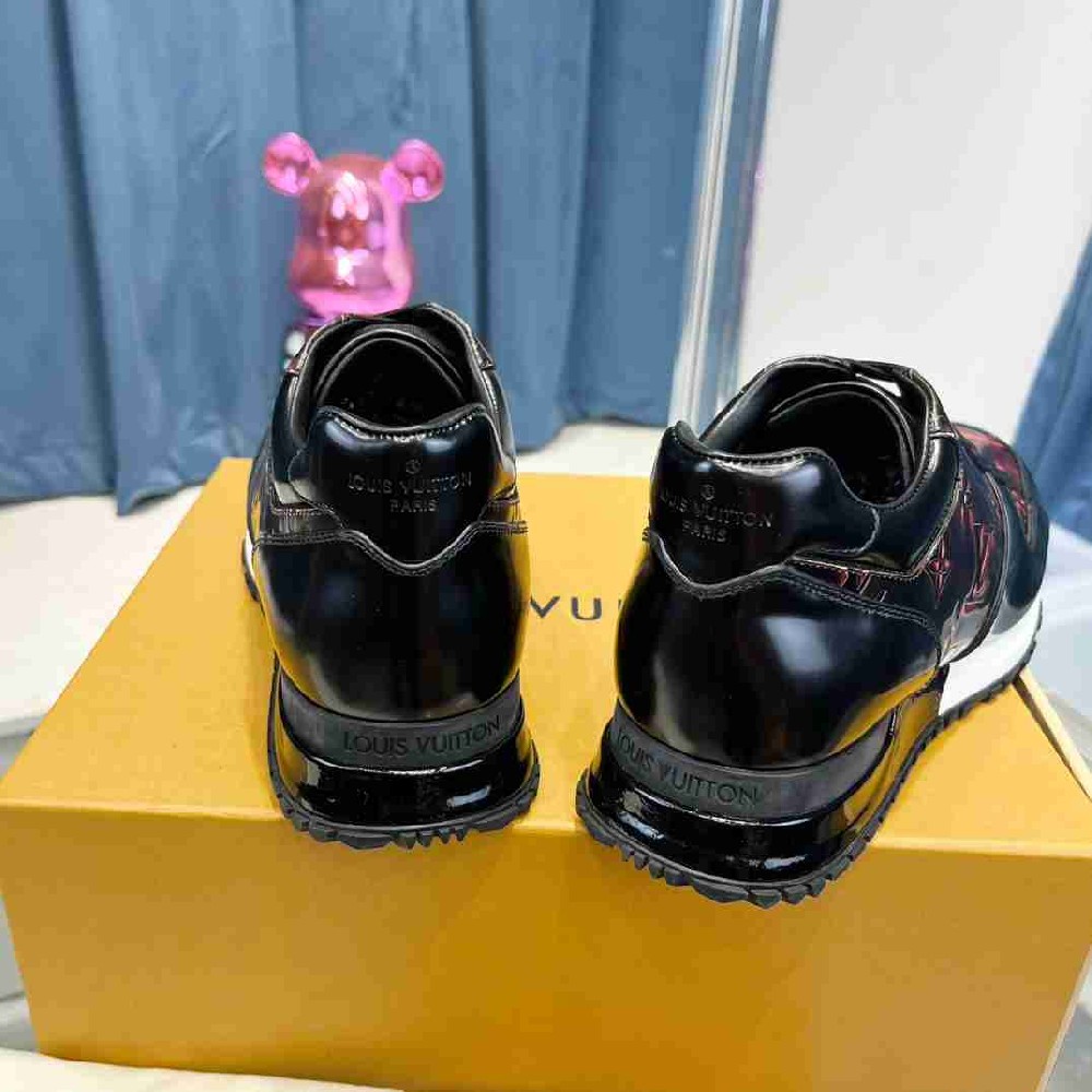 LV sneakers LU0373