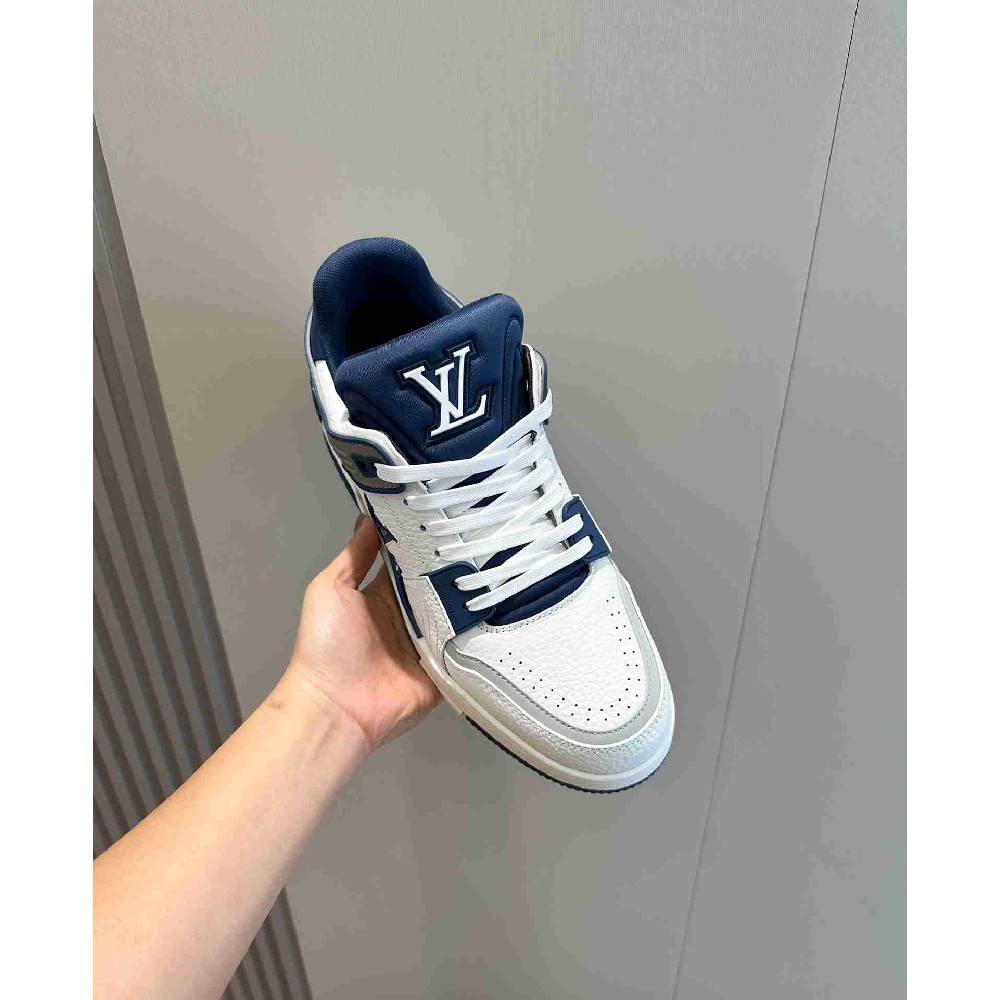 LV sneakers LU0433