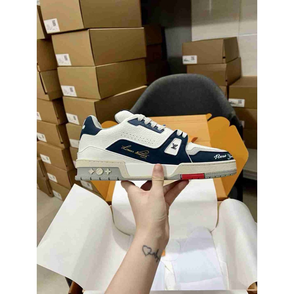LV sneakers LU0471