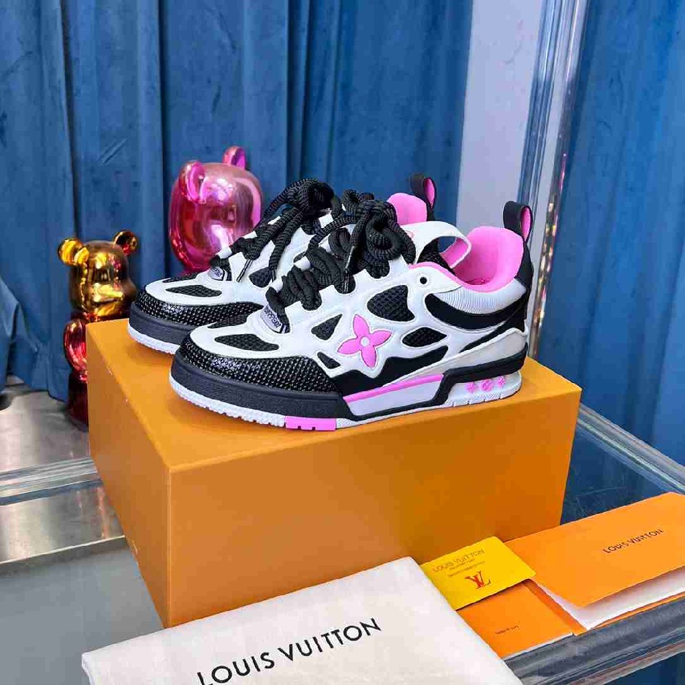 LV  sneakers LU0490