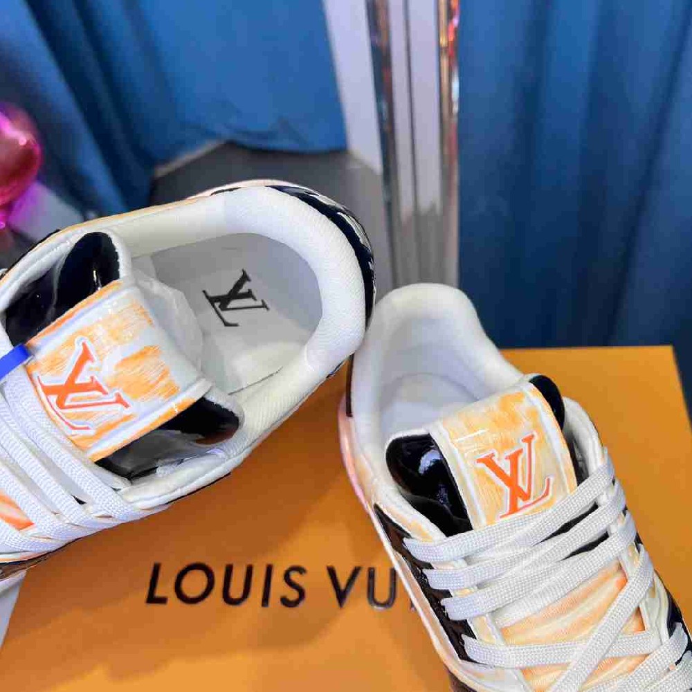 LV  sneakers LU0495
