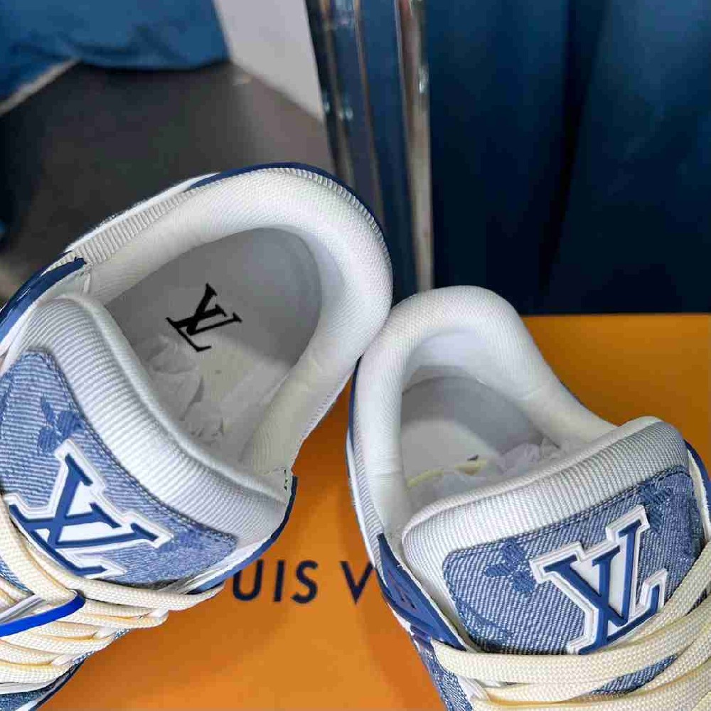 LV  sneakers LU0498