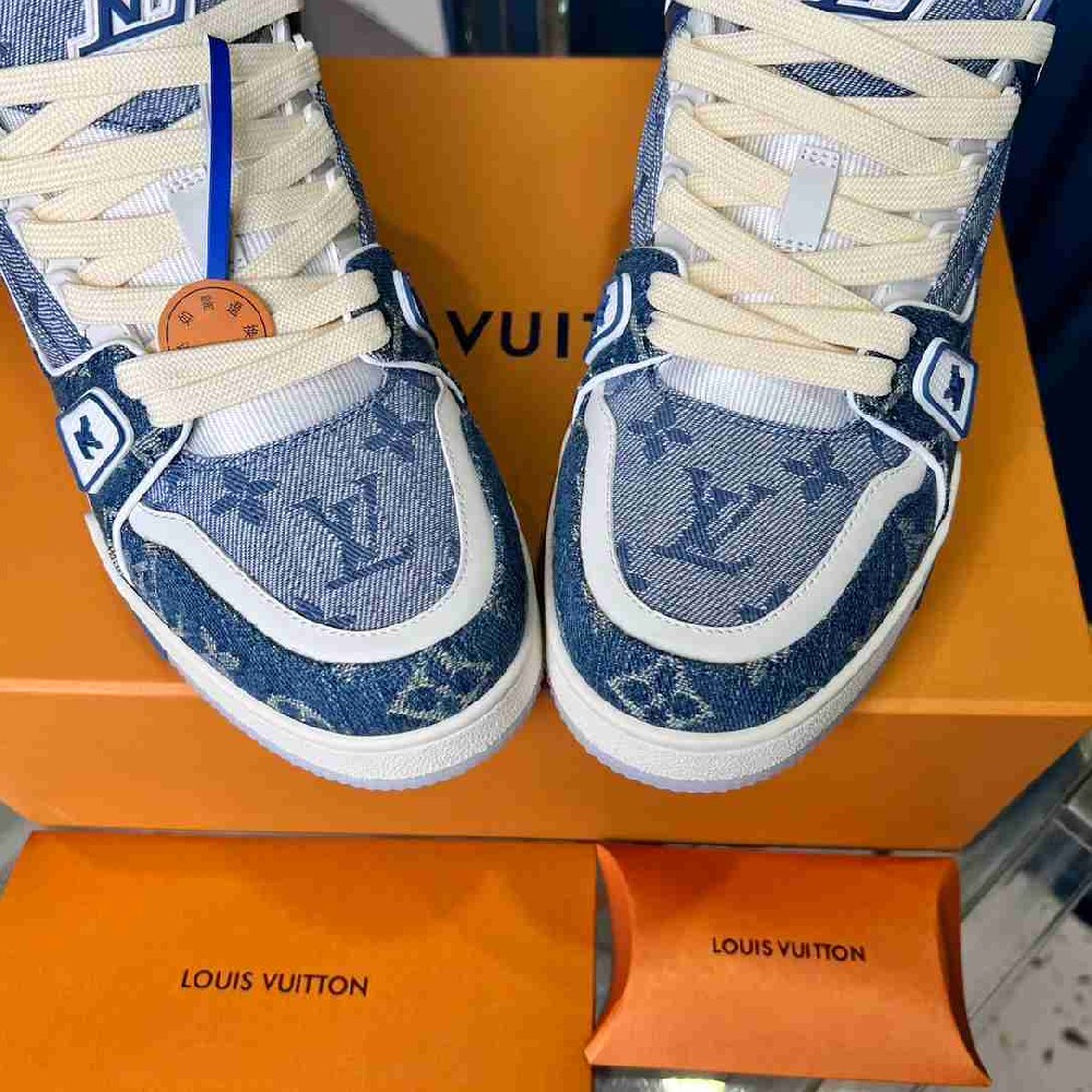 LV  sneakers LU0498